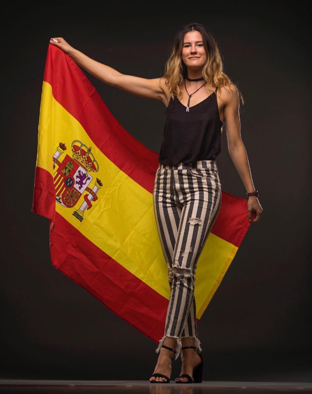 Candela con una bandera de España